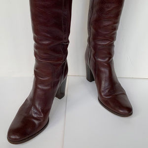 SIEGERSON MORRISON EXQUISITE BOOTS IN A RICH BROWN LEATHER